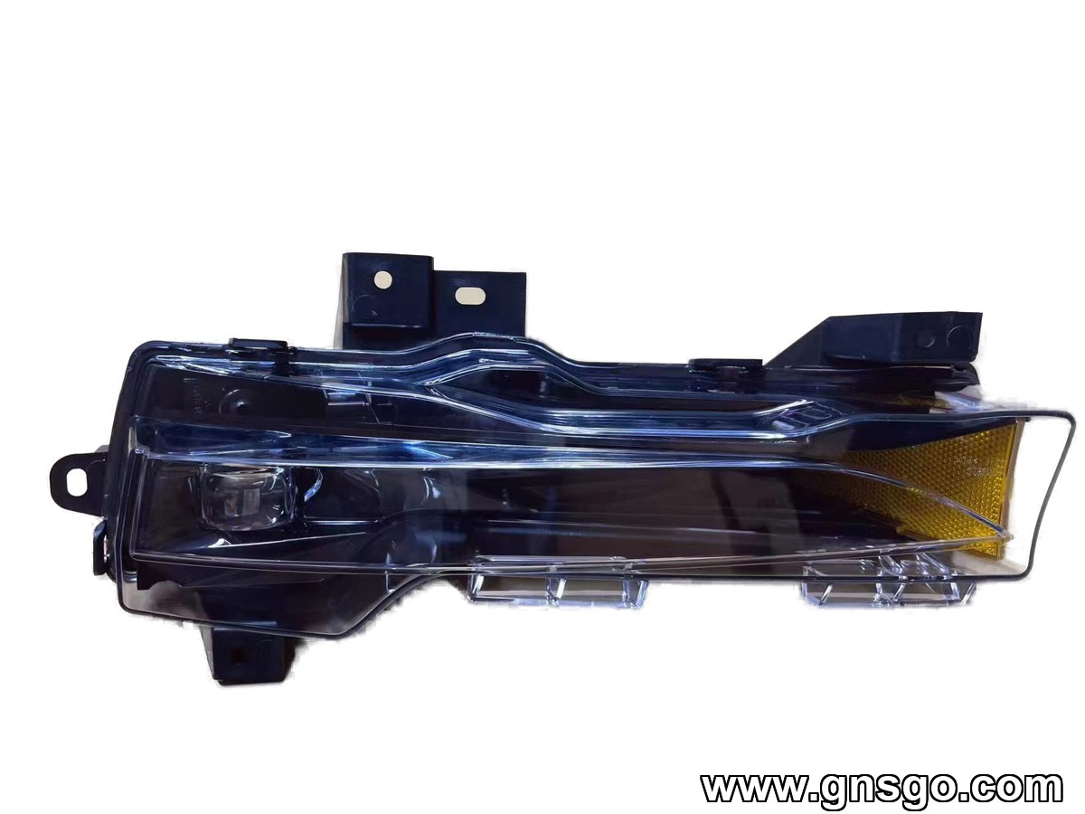 Fog Lamp - US Spec, Right Hand, OE 1077392-00-E — Model 3 (2017–2023)